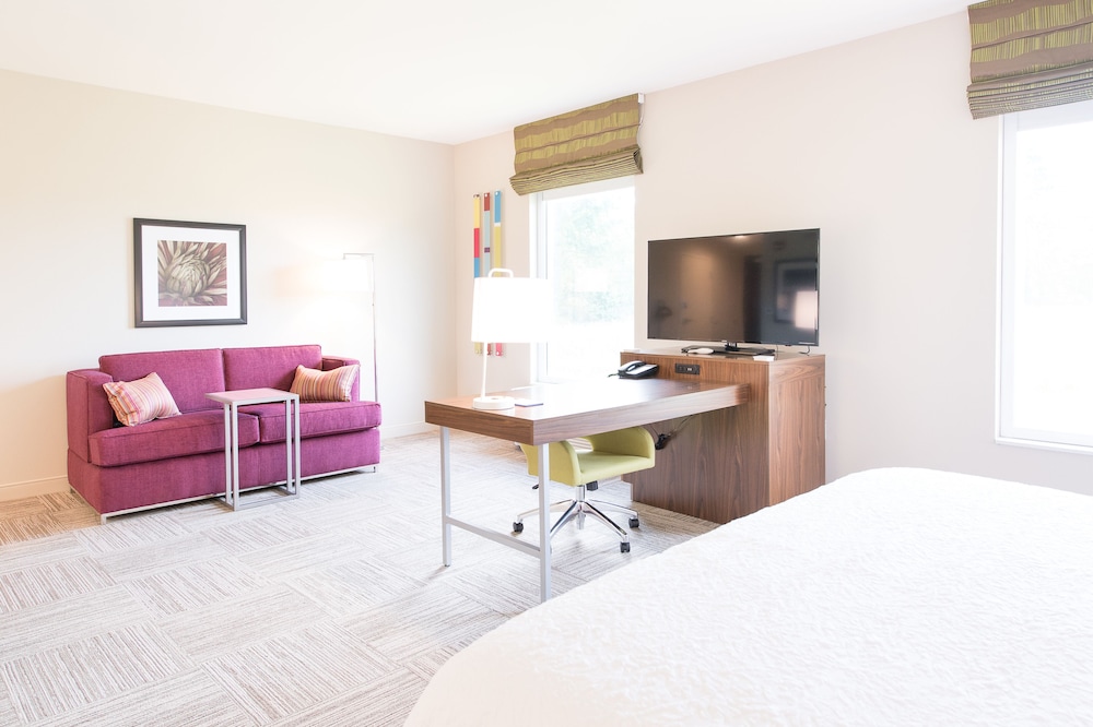 Hampton Inn Suites Lexington Sc 25/39