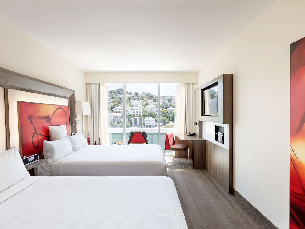 SUPERIOR, 2 DOUBLE BEDS
