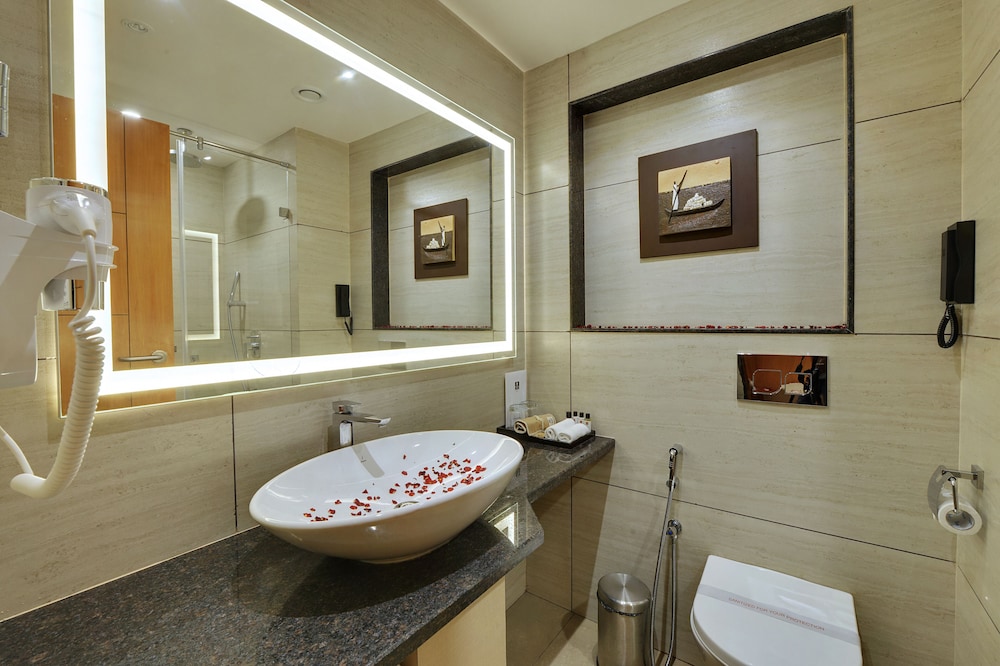 Clarion Bangalore 39/40