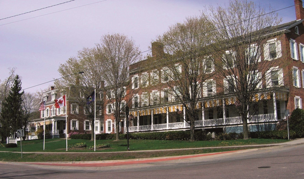 Middlebury Inn 5/68