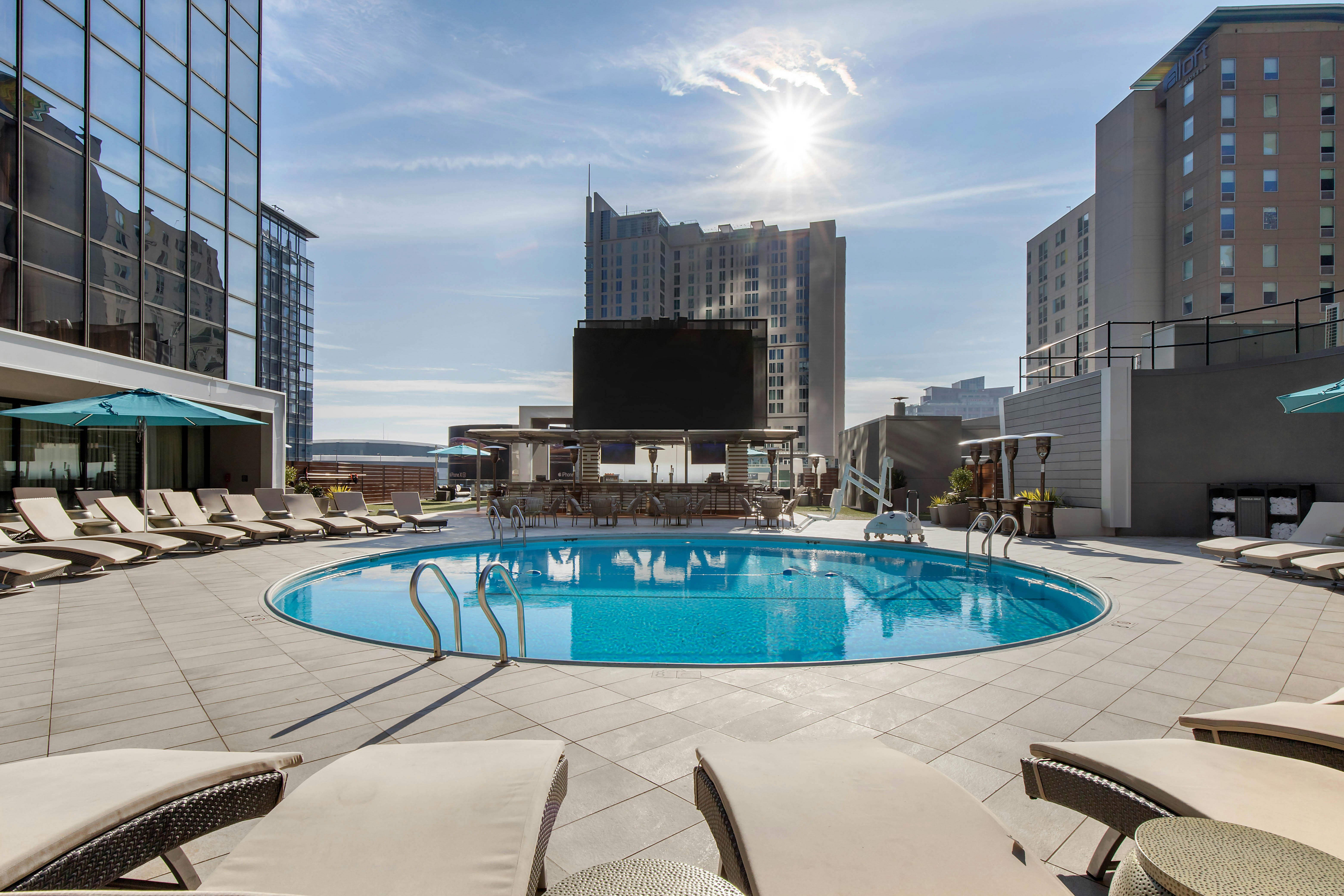 Omni Charlotte Hotel 3/70