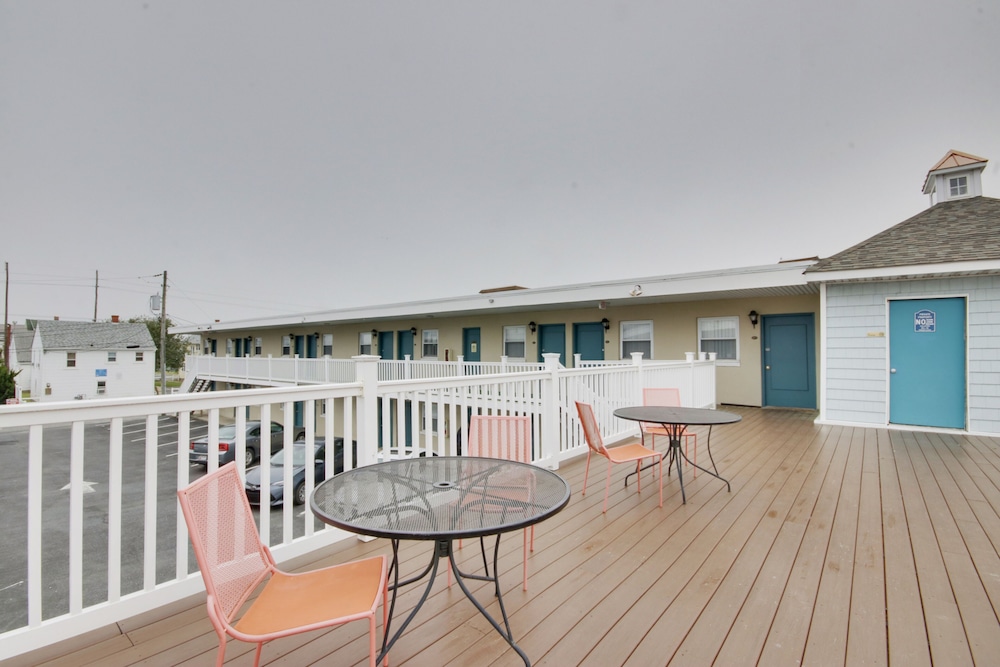 White Marlin Inn 14/18