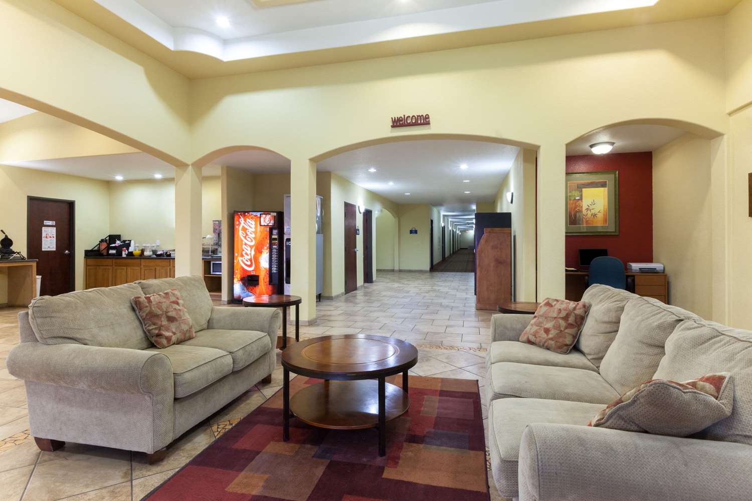 Days Inn by Wyndham San Antonio at Palo Alto 4/10