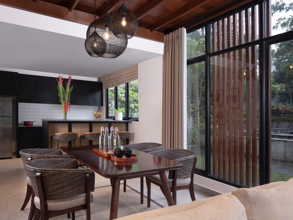 JSI Resort 41/56