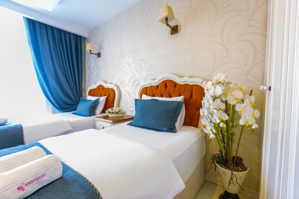 Andalouse Airport Suite Hotel 23/50