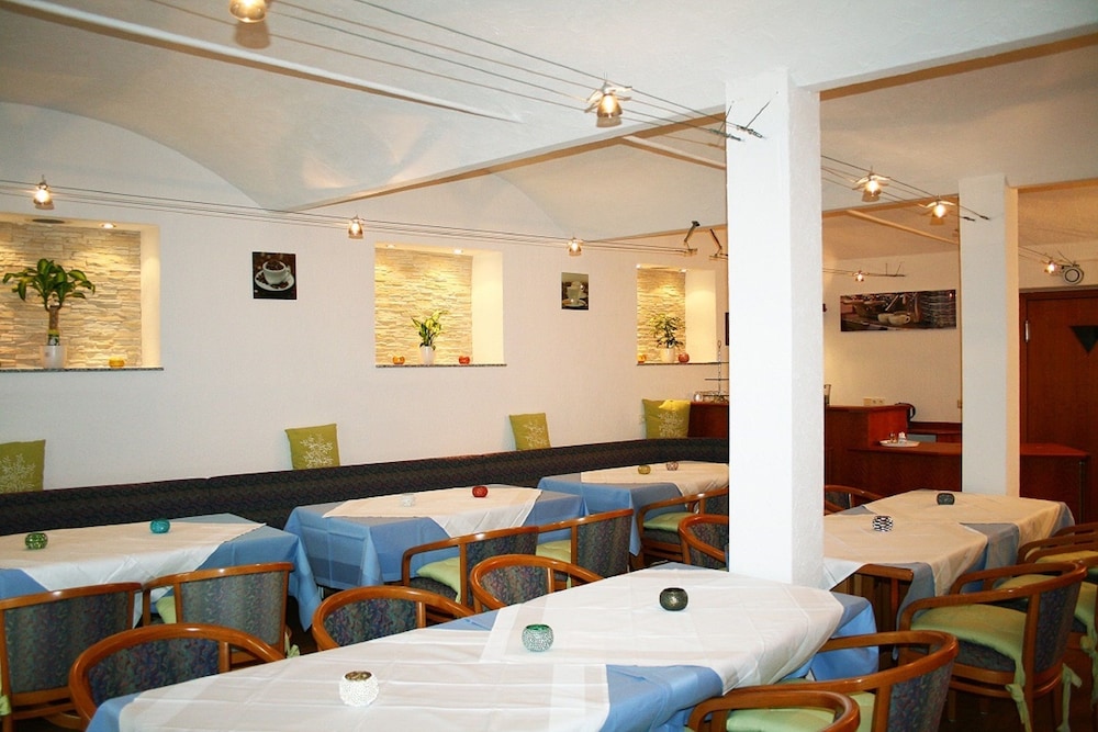 Hotel Erlenbacherhof 27/38