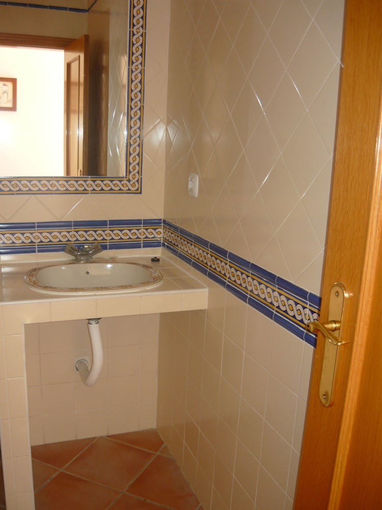 MONTE DOS AVOS VILLAGE 17/59