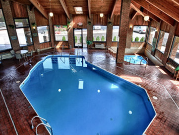 Christopher Inn and Suites 22/39