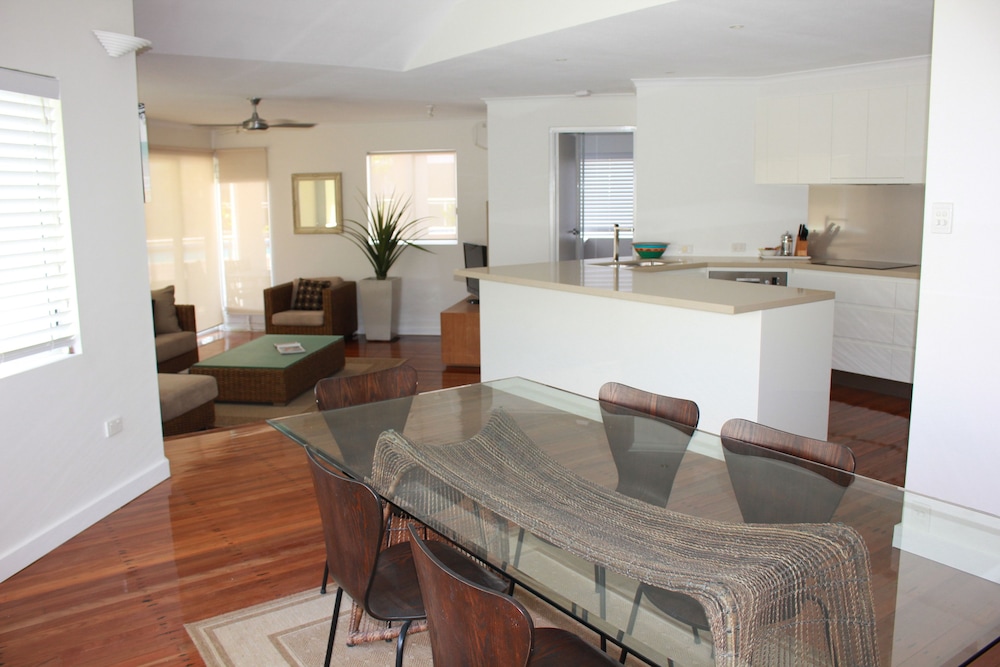 Beaches Port Douglas 47/69