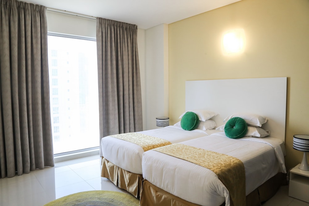 Gulf Suites Hotel Amwaj 15/50