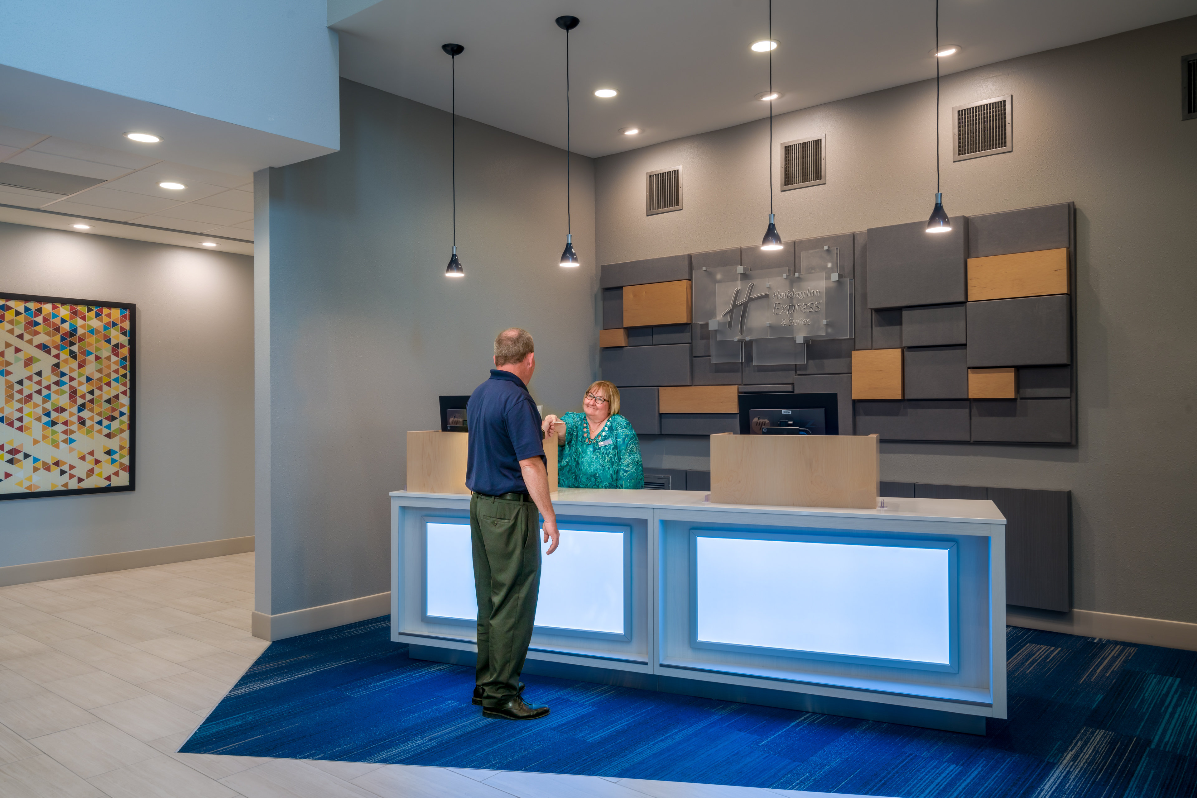 Holiday Inn Express Suites St Peters 28/33