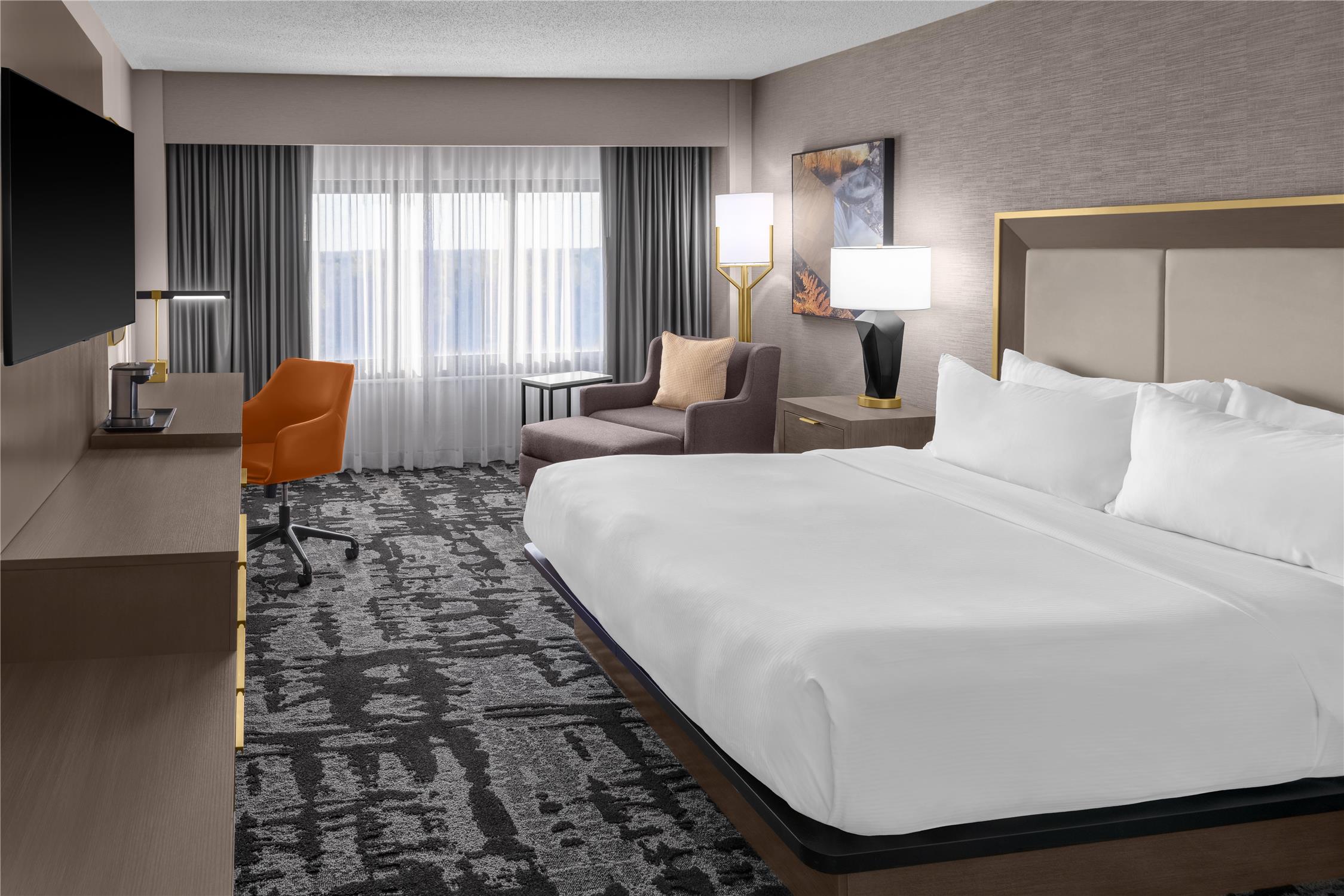 ROOM, KING BED