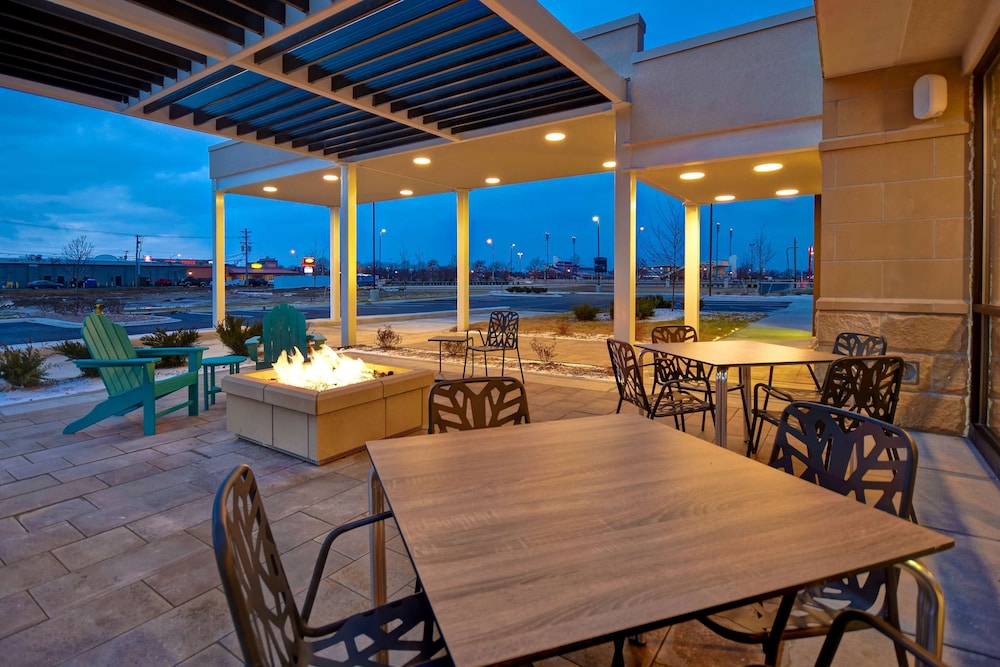 Home2 Suites By Hilton Bowling Green Ex A Victory Inn And Suites Bowling Green 19/28