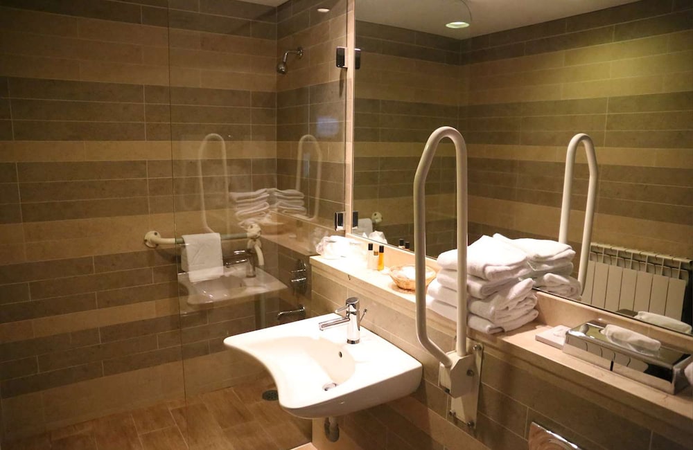 Leonardo Hotel Bucharest City Center (ex Golden Tulip Victoria) 22/38