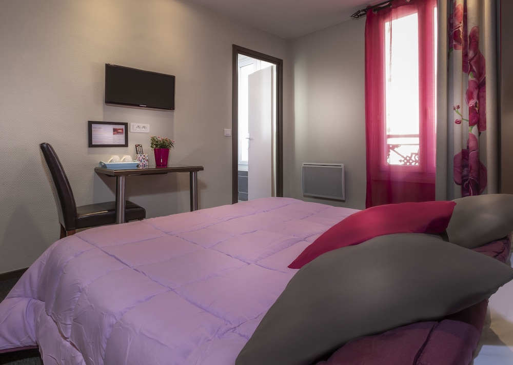 MONTSOURIS ORLEANS HOTEL 28/53