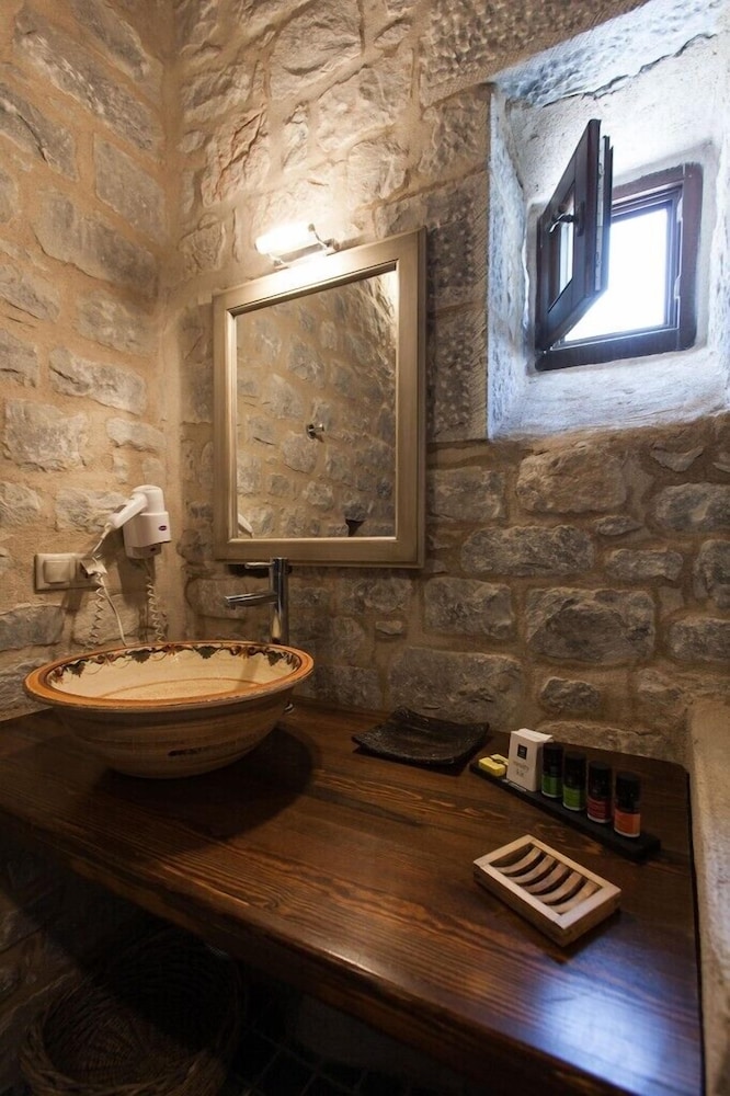 Petra Kai Fos Boutique Hotel And Spa 24/32