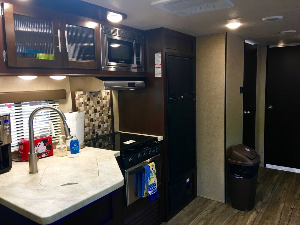 Enduro Rv Citrus Valley Resort 10/73