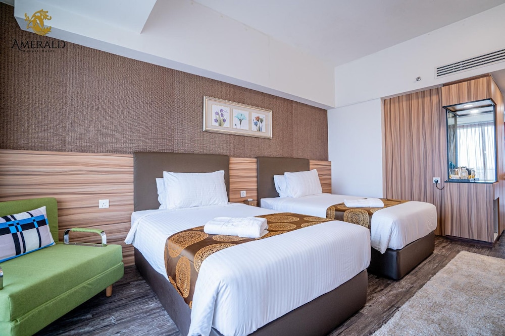 SUPERIOR, TWIN BEDS