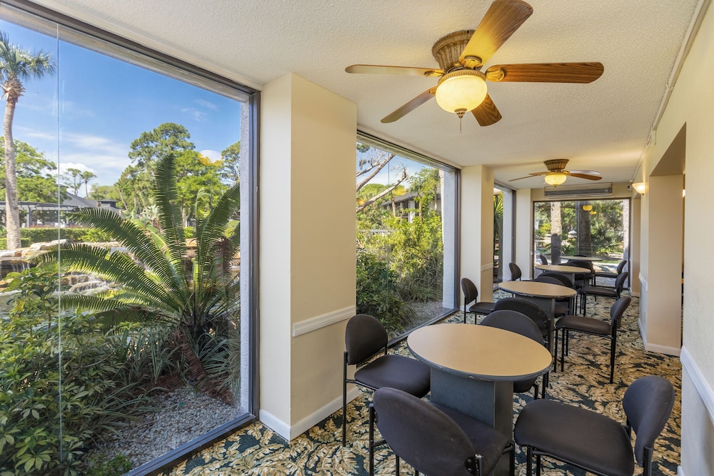Legacy Vacation Resorts - Palm Coast 35/50