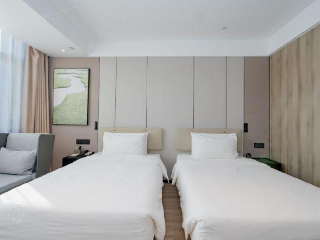 Atour Hotel Hengshui Renmin Road 4/68