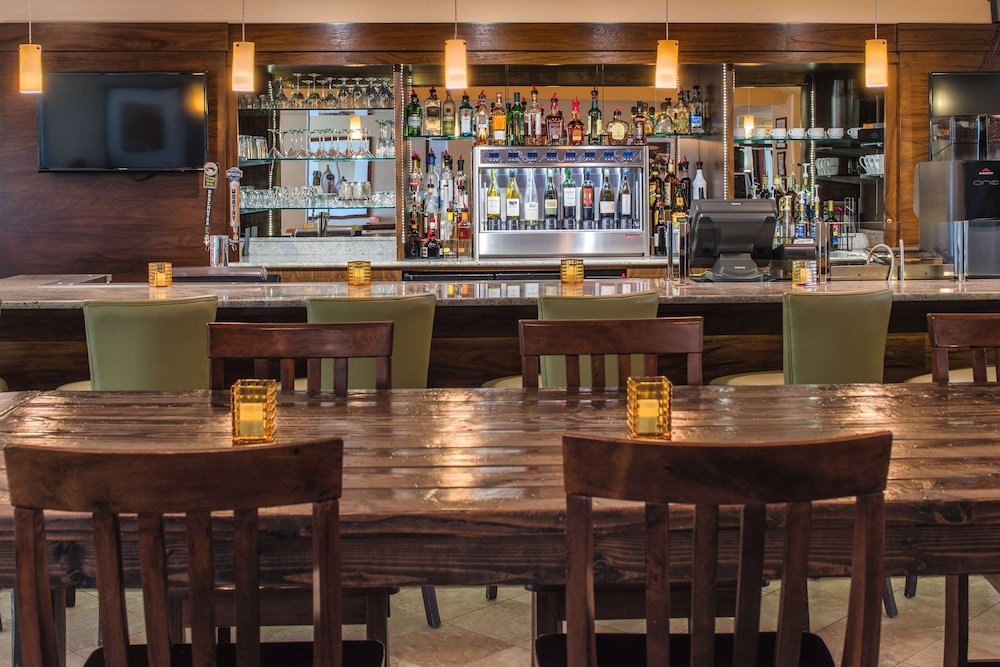 DoubleTree by Hilton Portland - Beaverton 11/17