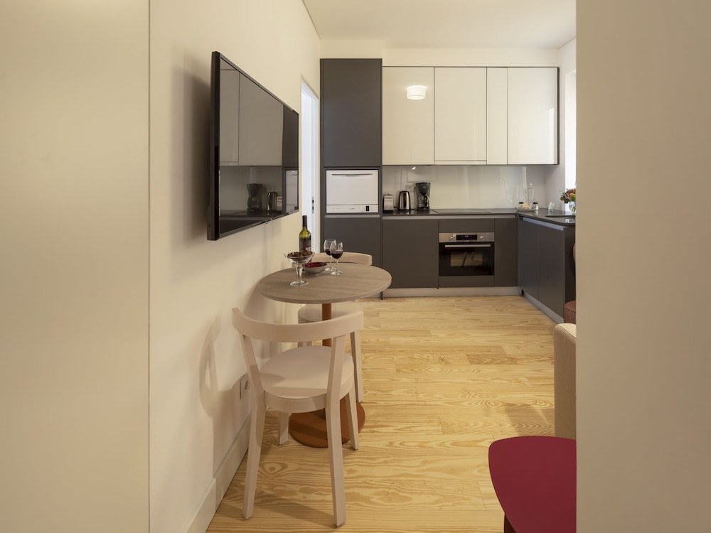 Lisbon Serviced Apartments Santos 41/50