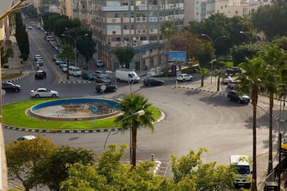 Seabreeze Limassol City Center Flat 1/50