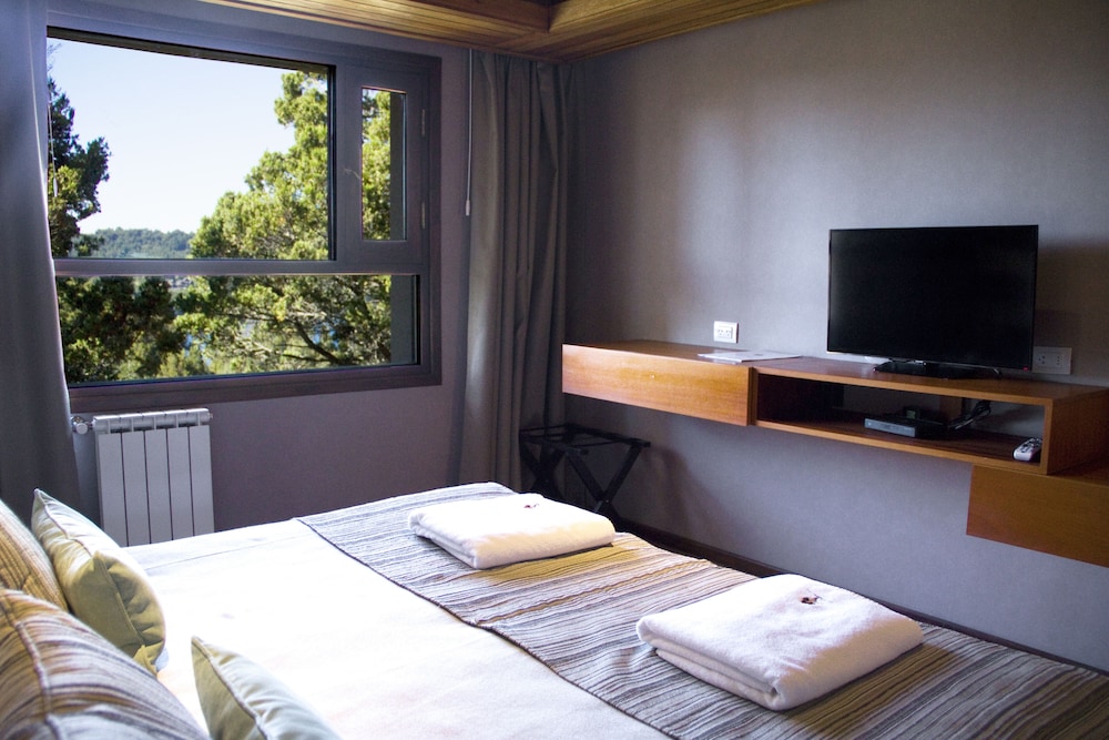 Boutique Hotel And Cabanas Bosque de Nahuel 20/78