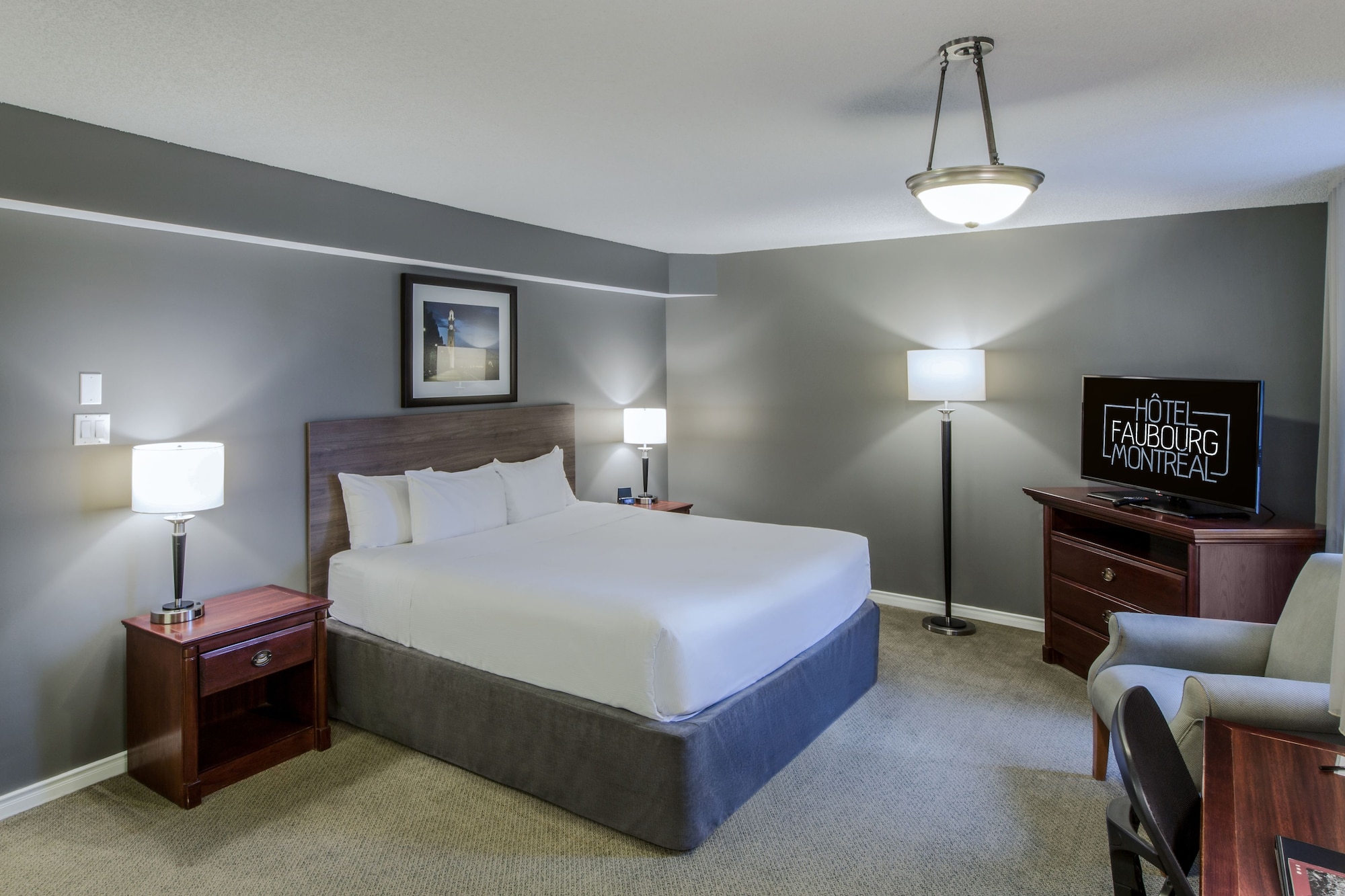 STUDIO, QUEEN BED, KITCHENETTE
