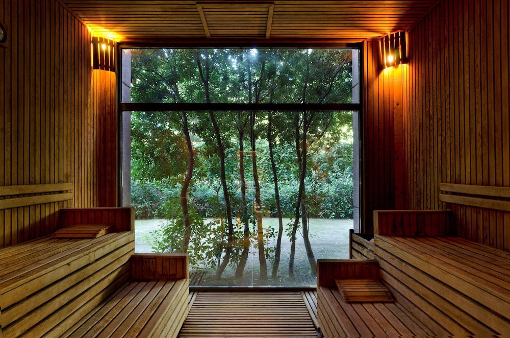 Gloria Verde Resort and Spa 12/50