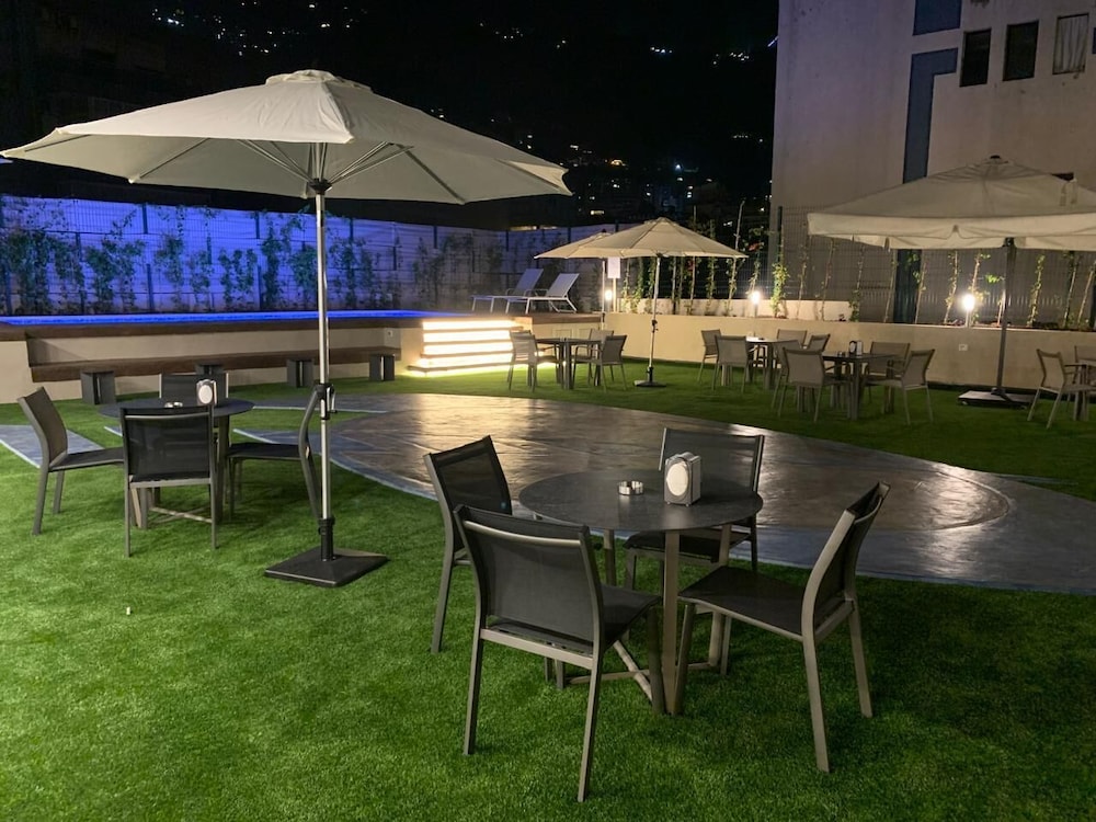 PRESIDENT HOTEL JOUNIEH 27/30