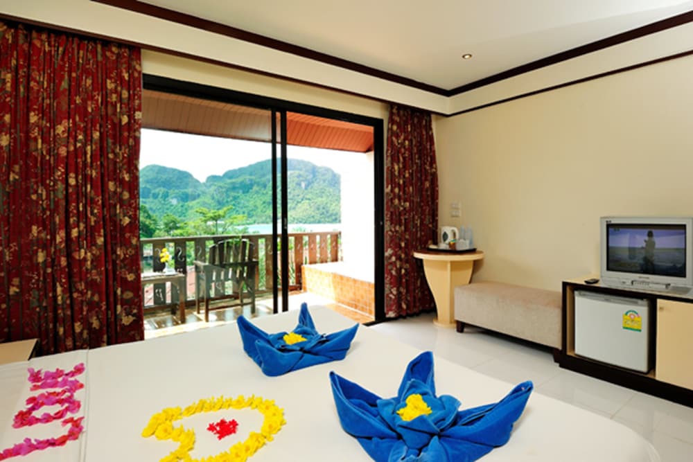 PHI PHI ARBOREAL RESORT 33/50