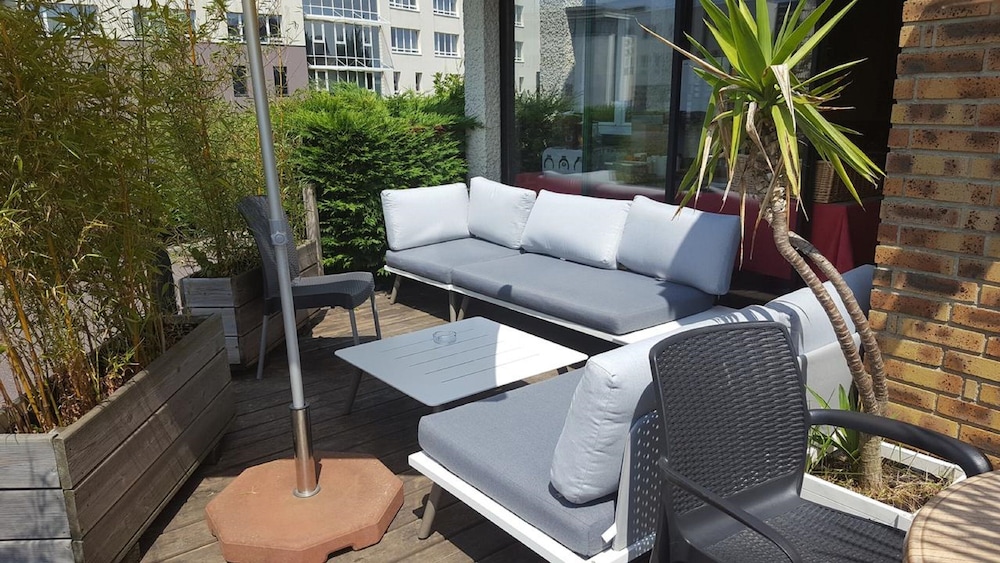 Hotel Crocus Caen Memorial 15/32