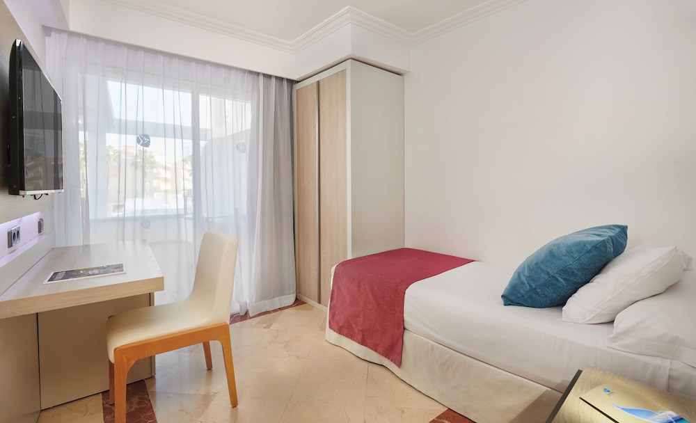 Grupotel Acapulco Playa - Adults Only 24/66