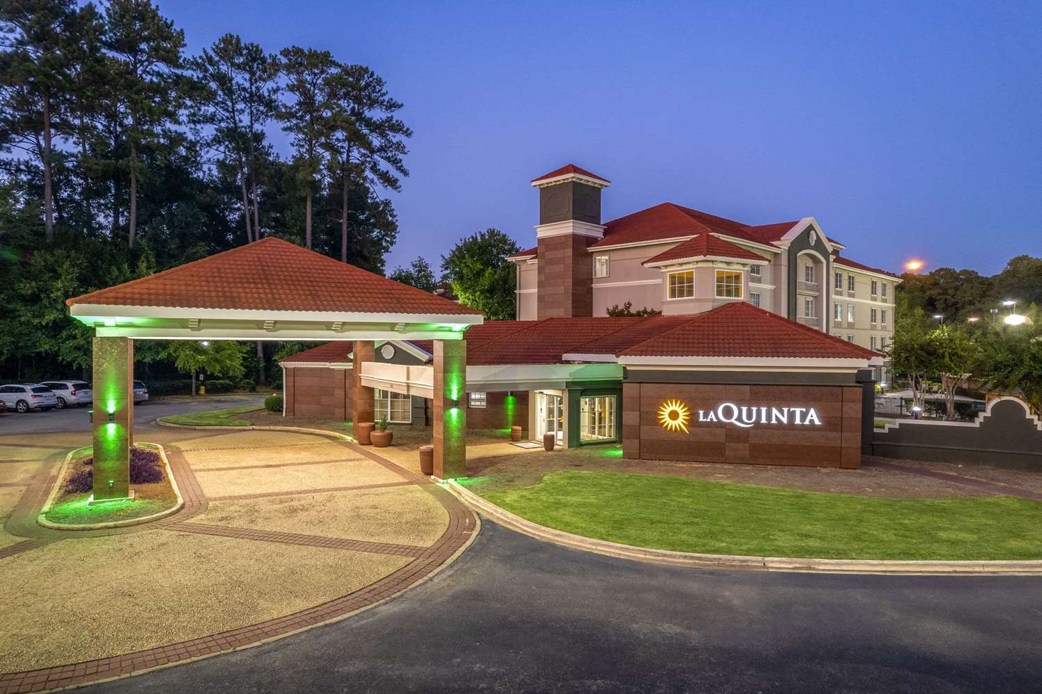 La Quinta Inn & Suites by Wyndham Birmingham Hoover 36/43