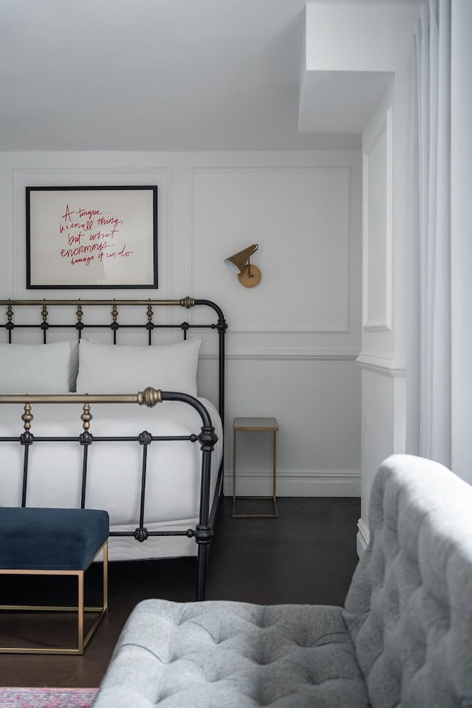 استوديو بفراش فوتون وسرير كينج وسرير فردي، Life Hotel New York 3/7