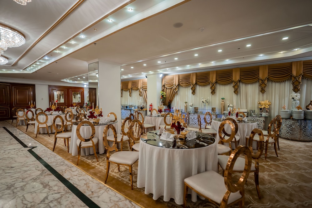 فندق كازابلانكا جدة(Casablanca Hotel Jeddah) 60/76