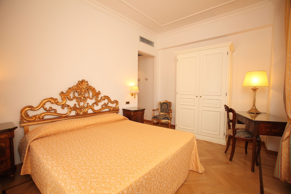 Grand Hotel Villa Balbi 11/42