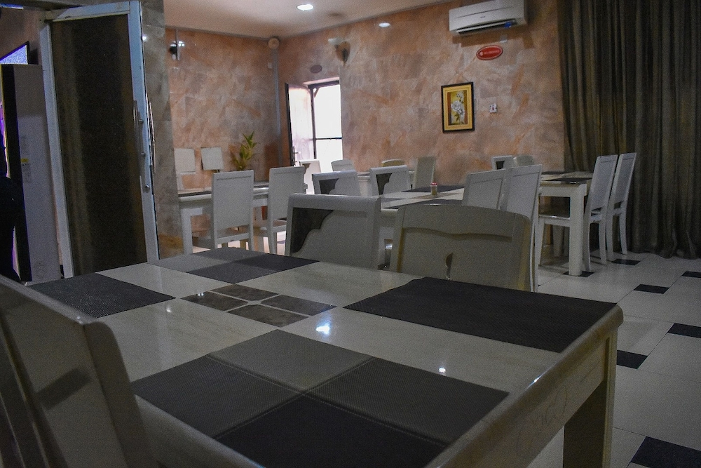 Dublina Suites 26/33