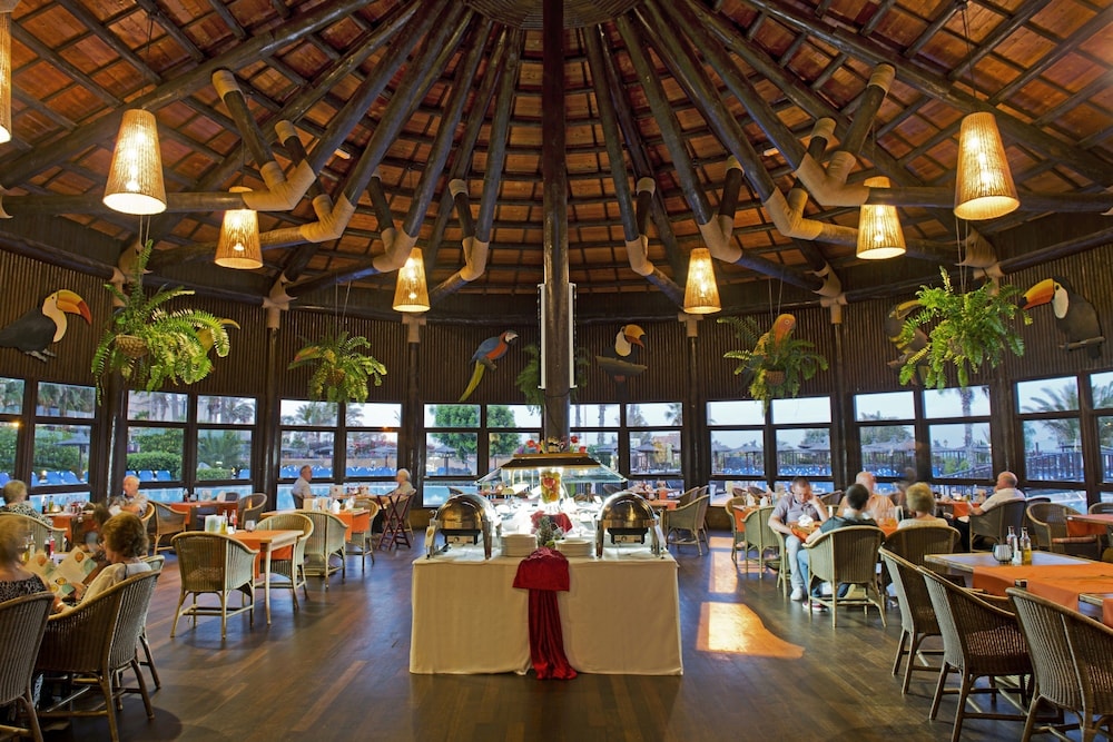 Elba Sara Beach and Golf Resort 31/50