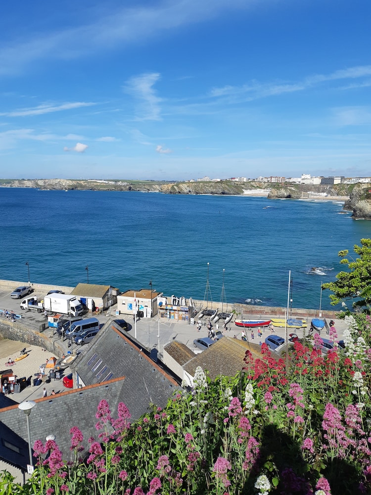 Tregella Guest House 44/50