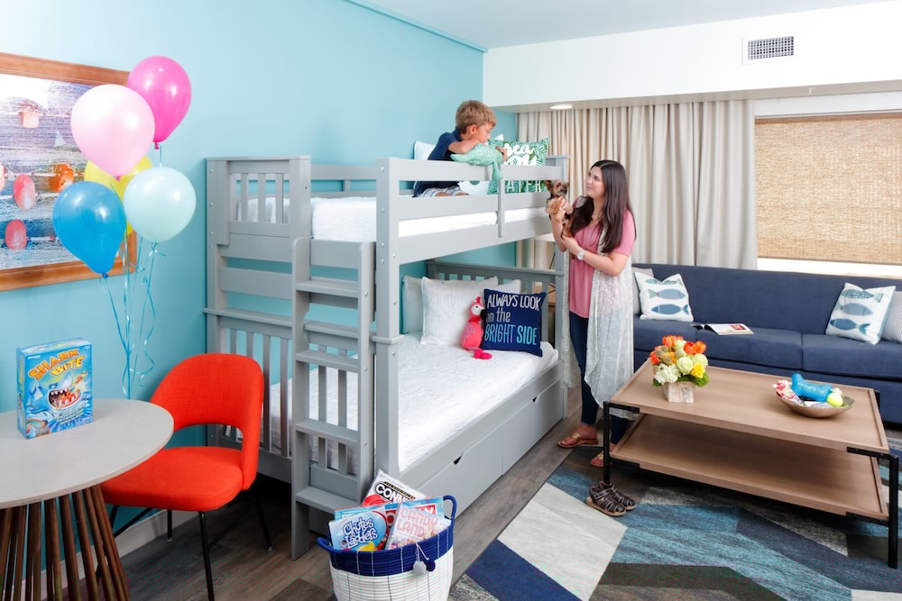 Hotel Indigo Orange Beach Gulf Shores 50/82
