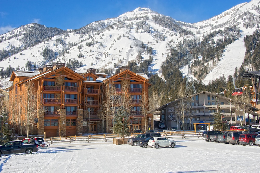 Teton Private Residences 3/50
