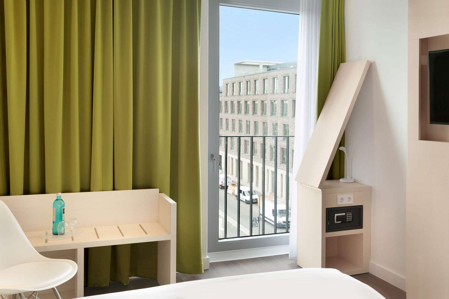 Super 8 By Wyndham Mainz Zollhafen 10/24
