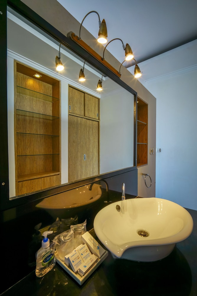 Ocean View Residence Hotel Jepara 48/50