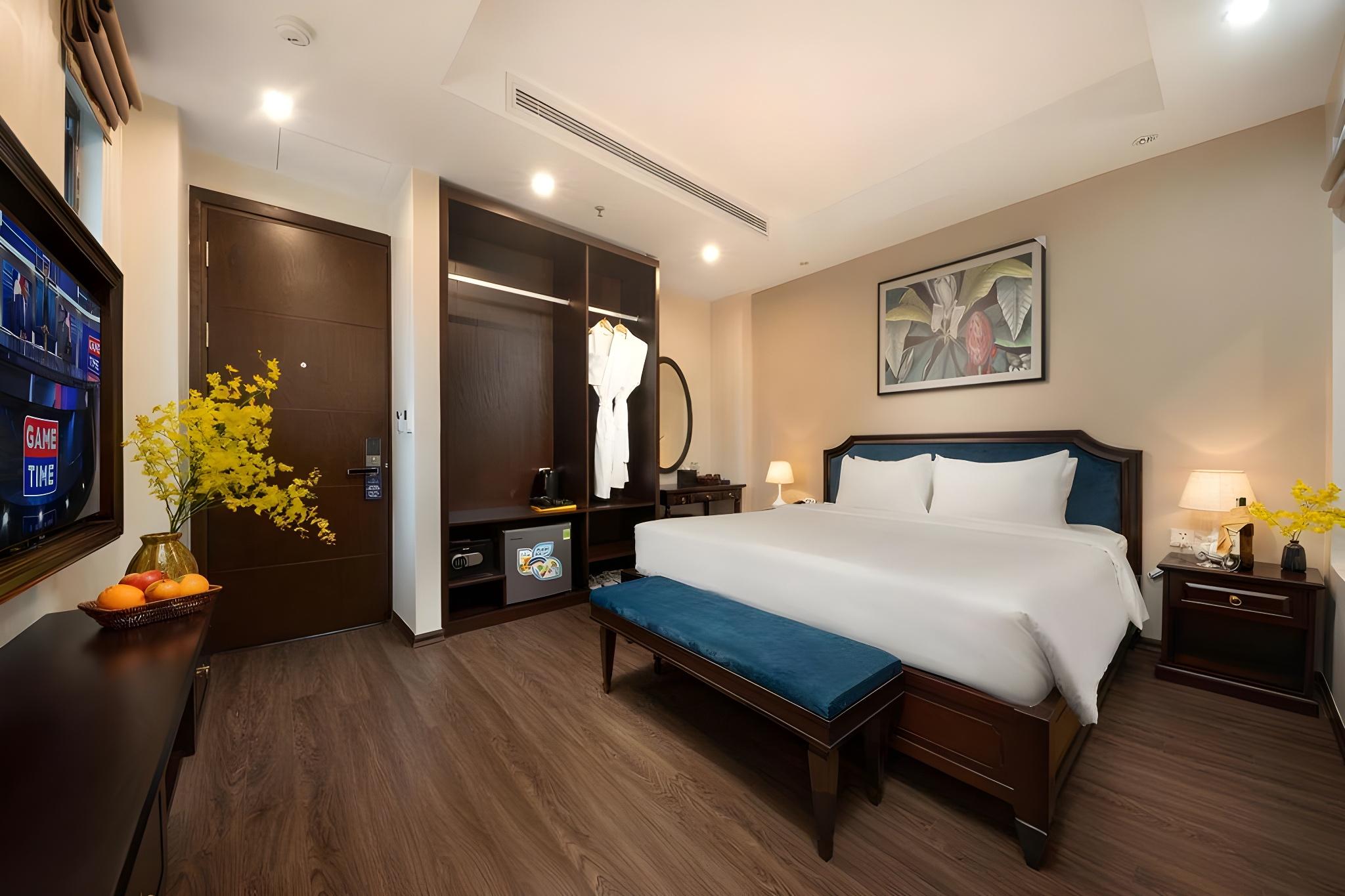 Standard, Double and Twin Beds, No Window