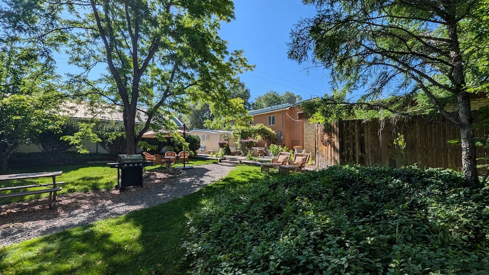 Rocky Mountain Inn 38/50