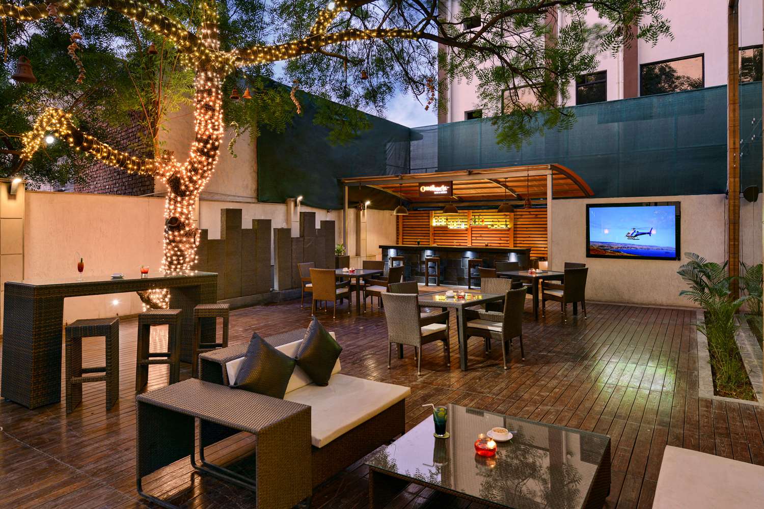 Quality Inn Gurgaon 8/9