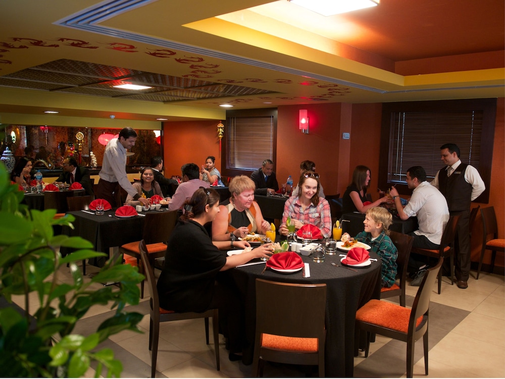 restaurant cafeteria