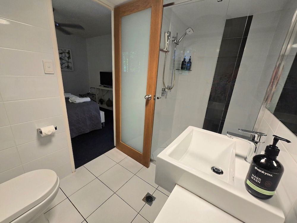 NOOSA RIVER RETREAT 22/23